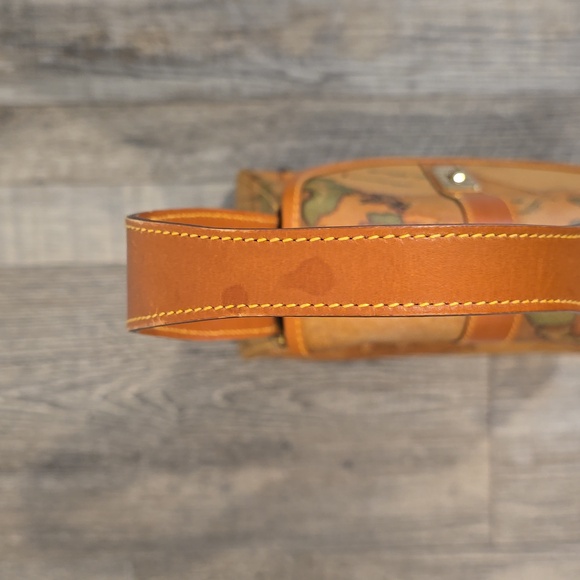 Alviero Martini| 1 Classe |Leather Vintage Map Print Purse | Limited Style - Picture 10 of 14